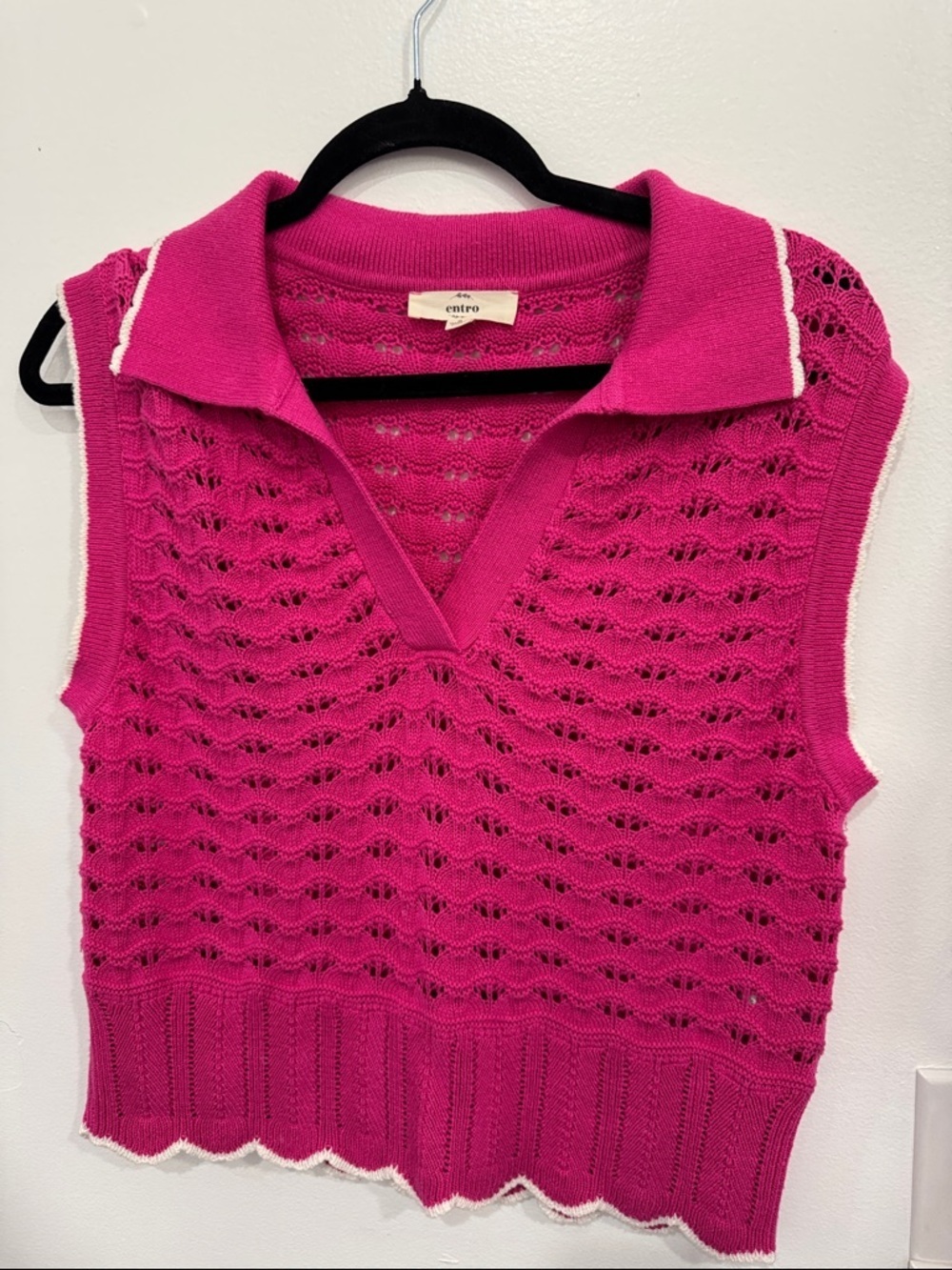 entro Bright Fuchsia Open-Knit Sleeveless Polo Tank with White Trim